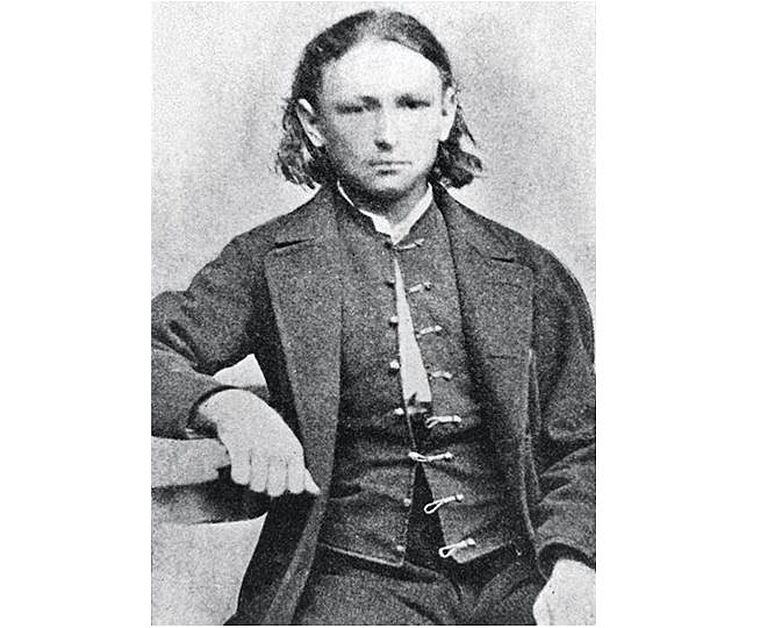 Stroupežnický před úrazem. Tehdy se ještě za svůj vzhled nestyděl.