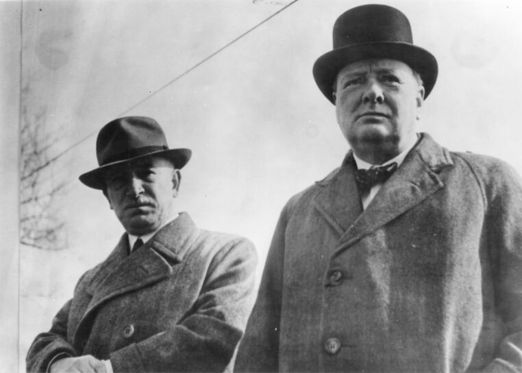 Mrazivá předehra k atentátu na Heydricha: Věděli Kubiš a Gabčík, že si letí pro smrt?