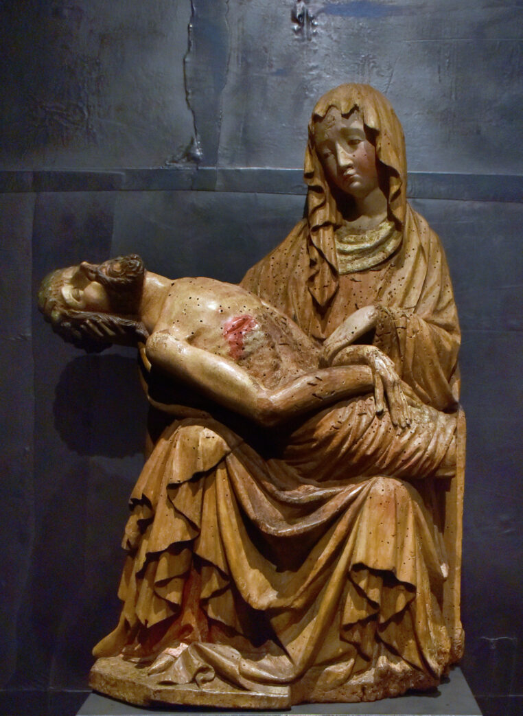 Zřejmě pro klášter v jihočeském Vyšším Brodě byla kolem roku 1415 objednána socha známá dnes jako Pieta z Všeměřic.